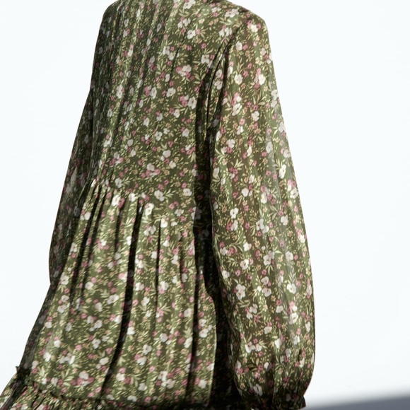 Zara limited edition floral print green dress - Picture 6 of 10